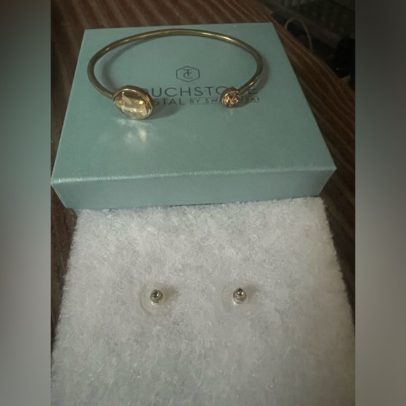 AUTHENTIC SWAROVSKI TOUCHSTONE CRYSTAL EARRINGS AND BANGLE - Picture 9 of 11